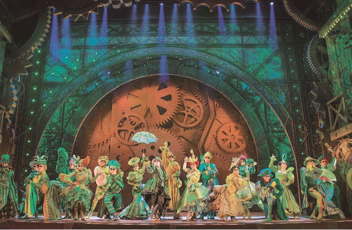 WATCH: Backstage at 'Wicked' Ahead of China Tour – Thatsmags.com
