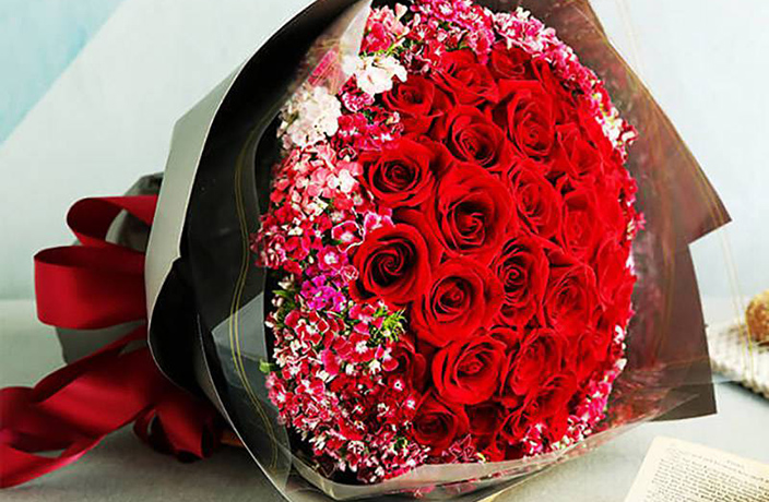 Surprise Loved Ones With These Beautiful Bouquets, On Sale Now –  Thatsmags.com