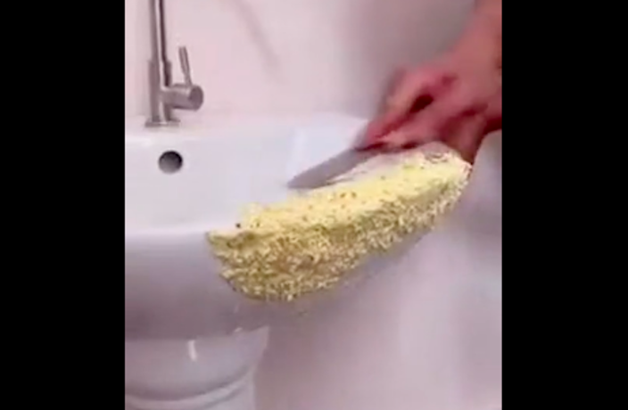 WATCH: How to Fix Your Broken Sink With Instant Noodles – Thatsmags.com