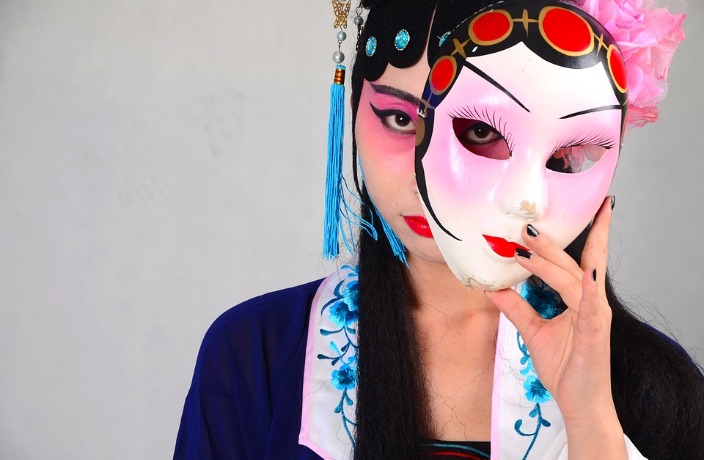 Understanding the Hand Gestures and Face Masks of Chinese Opera –  Thatsmags.com