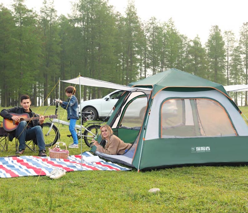 http://www.thatsmags.com/image/view/201910/camping-tent-1.jpg