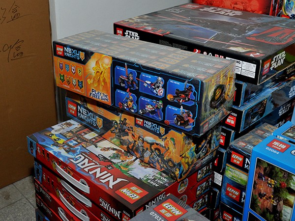 Shanghai Police Bust Fake LEGO Manufacturing Gang – Thatsmags.com