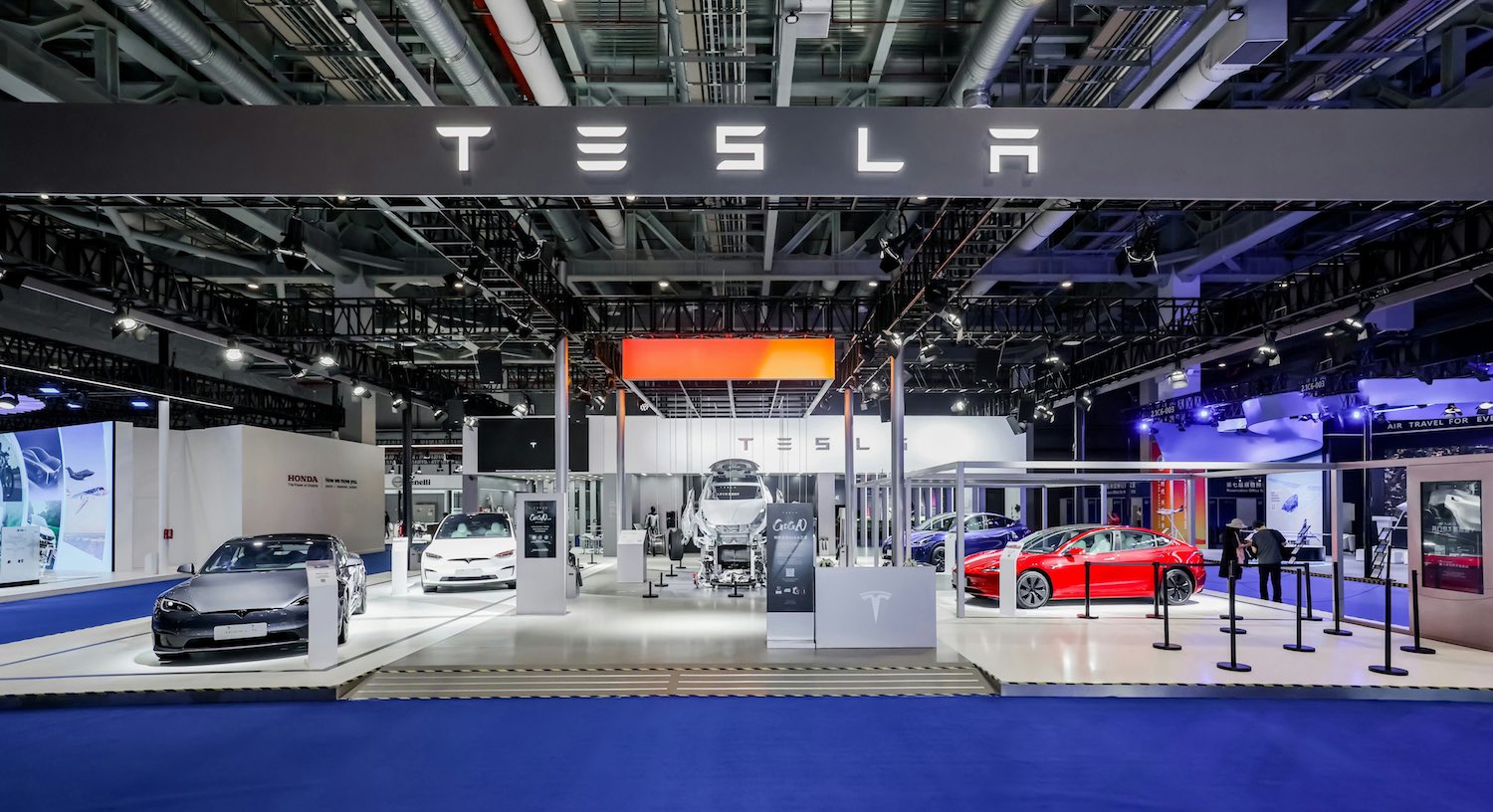 Tesla-Booth-CIIE.jpg